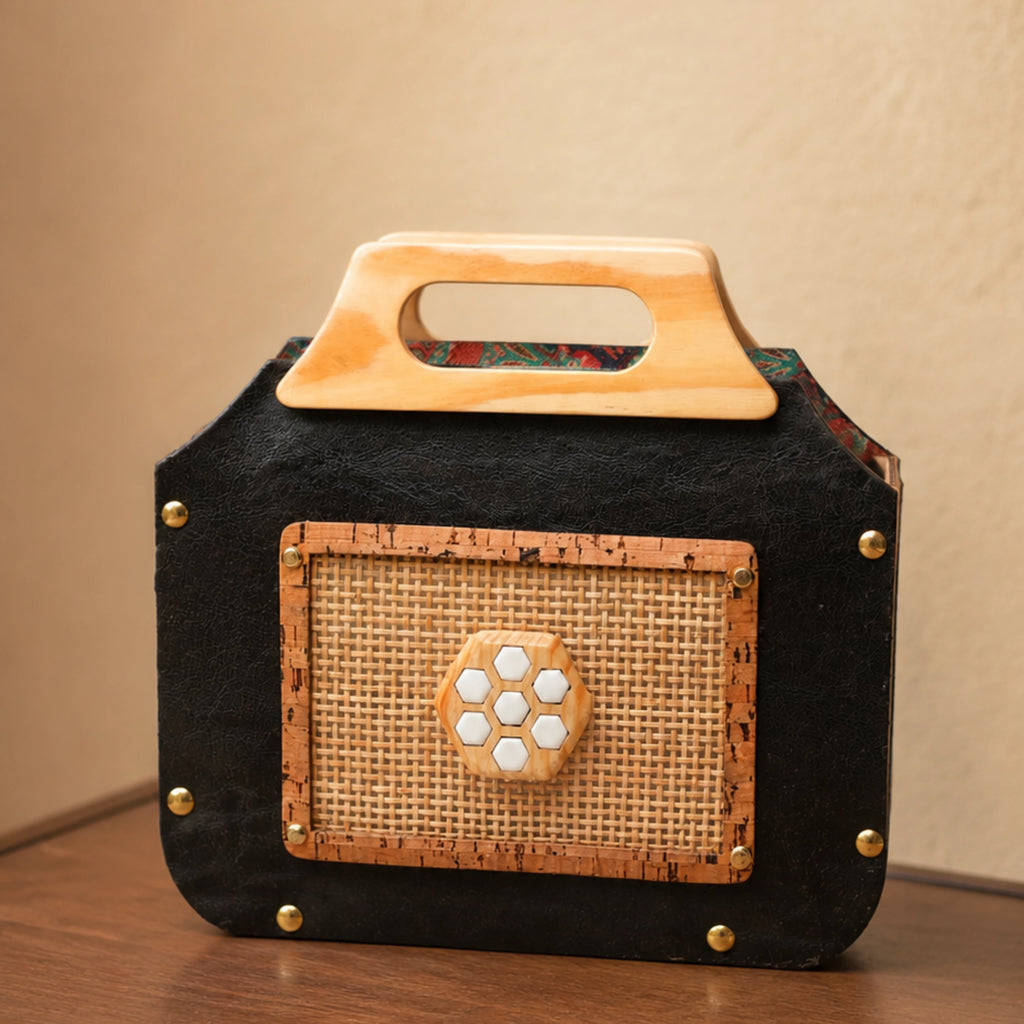 Woodlyn Cane – Handcrafted Rattan & Vegan Leather Bag